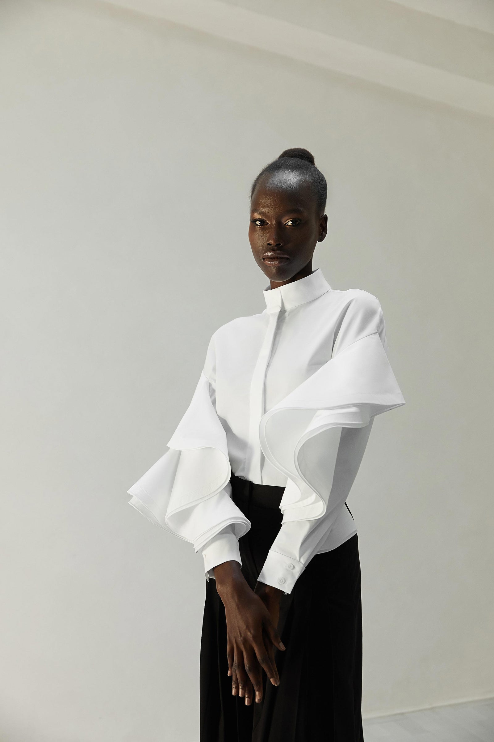 Ruffled sleeves shirt – magno montero