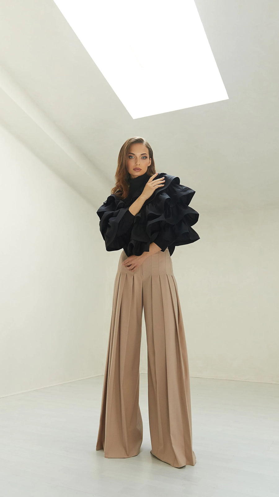 Pleated wide - leg pants